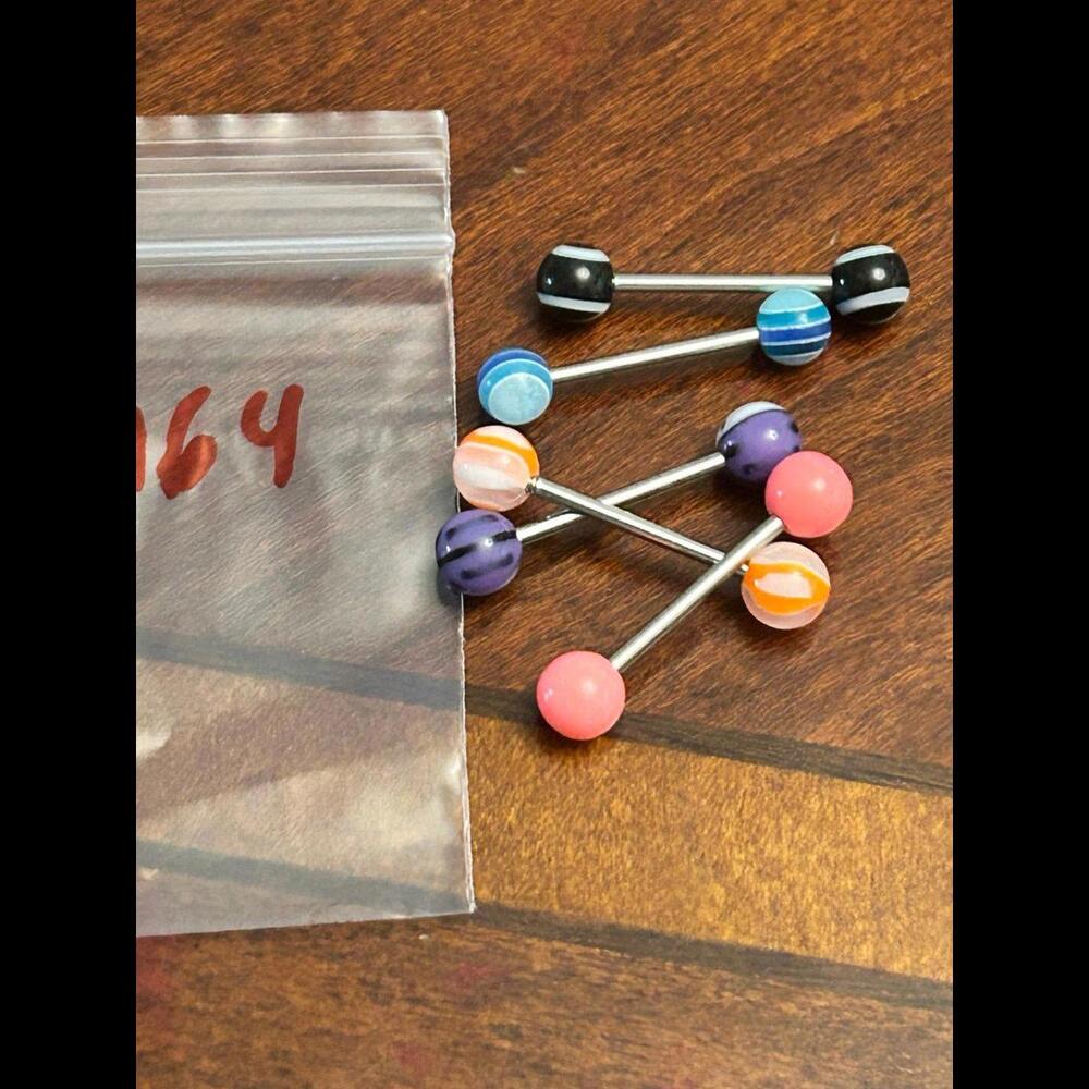 set of 5 tongue ring multicolor lot m64